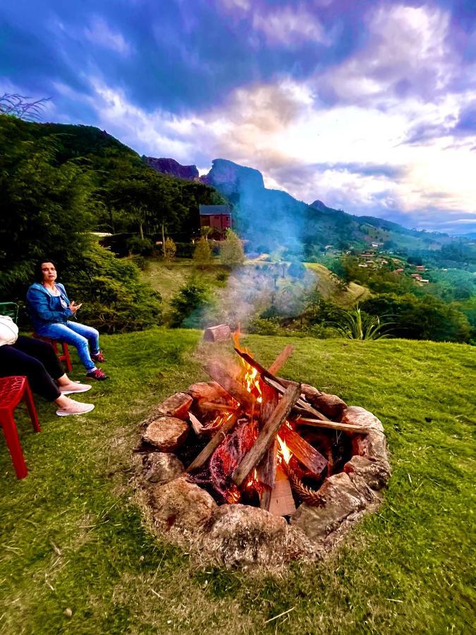Rancho Do Paioleiro - Suites เซาเบนโตโดซาปูไค ภายนอก รูปภาพ